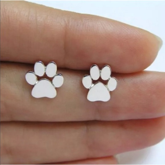 Rose Gold Puppy dog paw print stud earrings - Picture 7 of 8